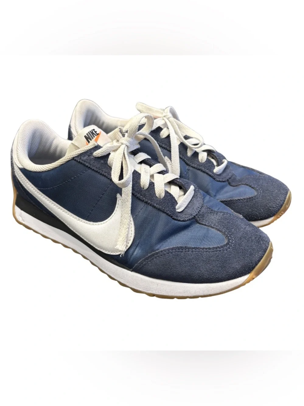 Nike Women’s Blue Retro Navy Sneakers